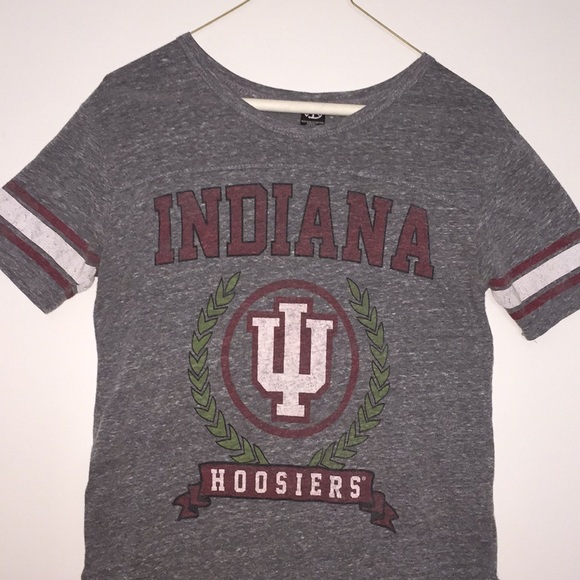 Indiana University T-shirt - Picture 2 of 4